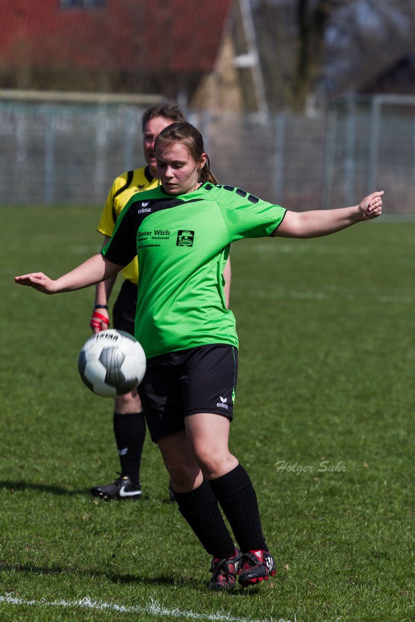 Bild 138 - Frauen Schmalfelder SV - TSV Siems : Ergebnis: 1:0